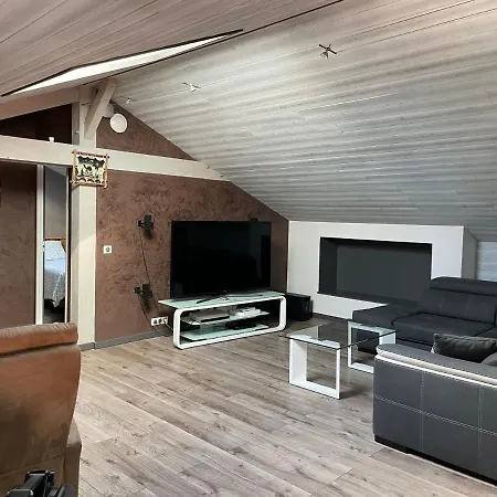 Duplex Avec Poele A Granules Et Garage A Motos Ferienhaus